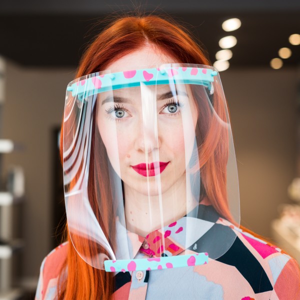 Design Gesichtsvisier + Premium-Lackierung mit matter Oberfläche & Kratzschutz